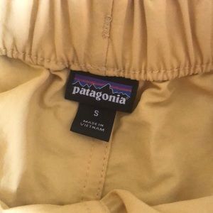 PATAGONIA barely baggies 2.5 inch size S shorts